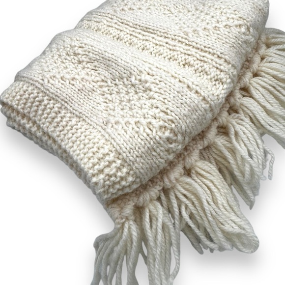 Hand Woven 100% Irish Wool Cable Knit Fringe Scarf, Cream, 9 in x 63 in. - Picture 6 of 11